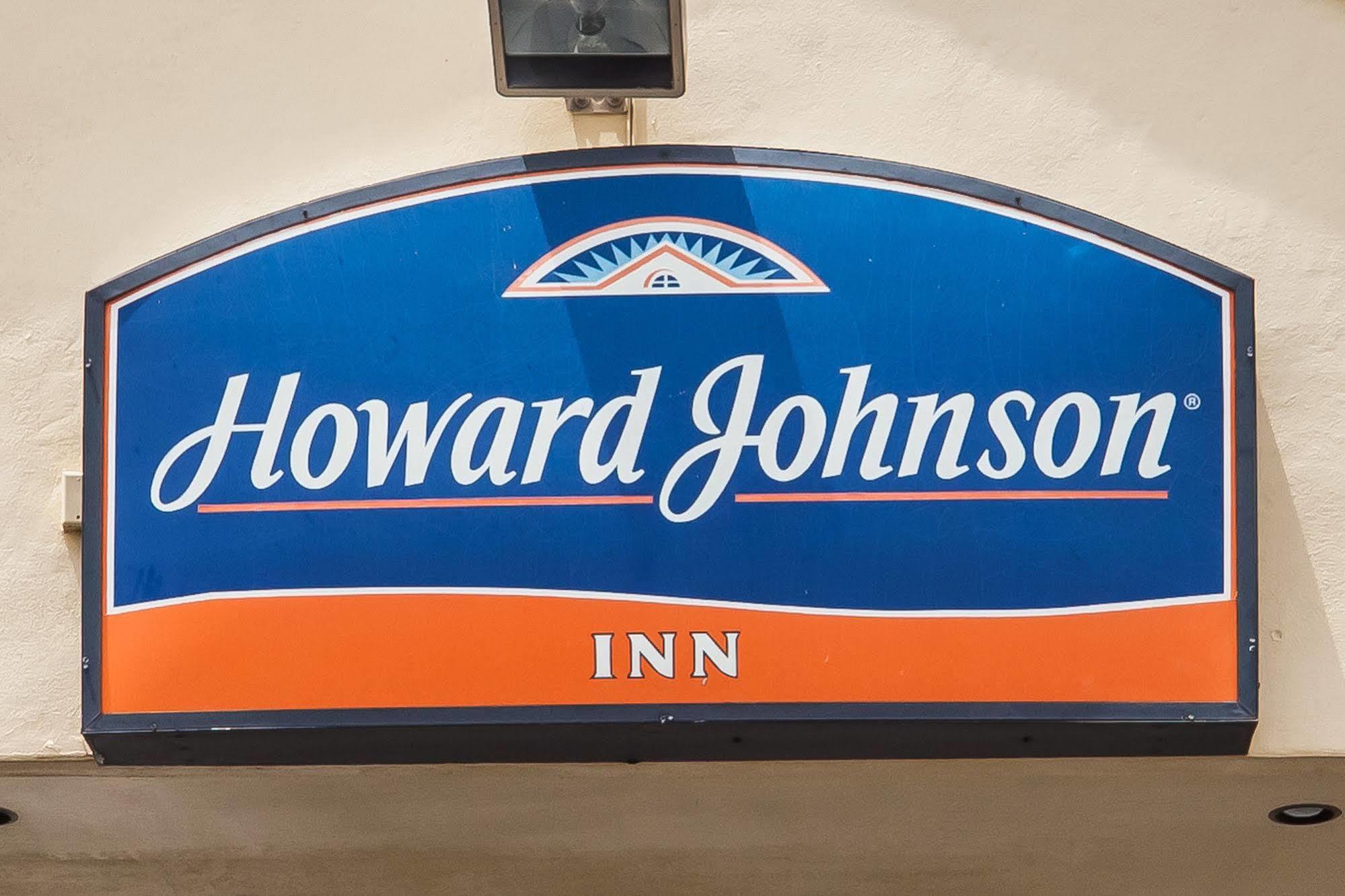 Howard Johnson By Wyndham Flagstaff Exterior photo